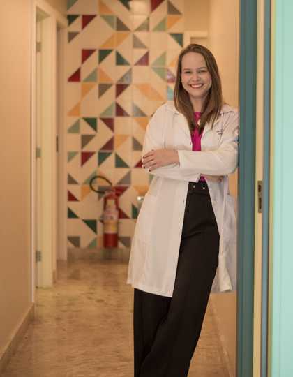 Dra. Larissa Matos — Pediatra Alergista e Imunologista em Brasília